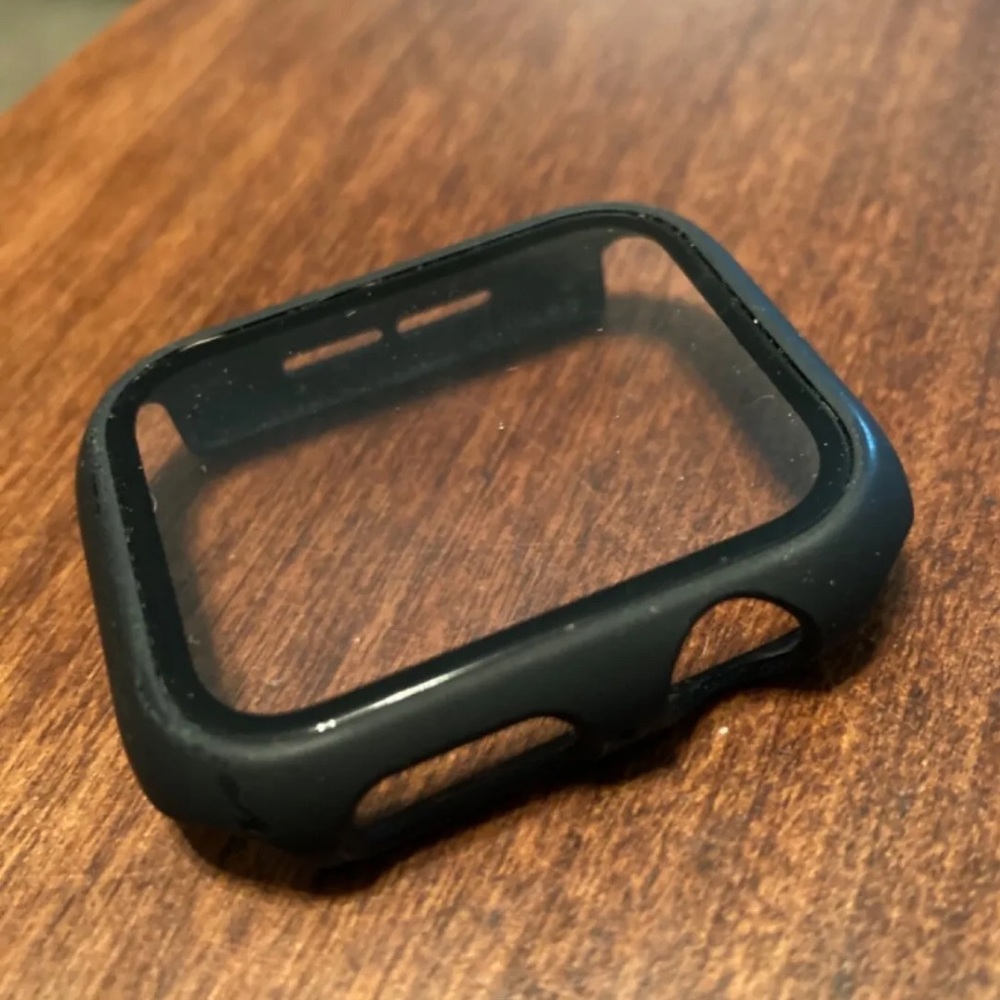 🤩 $5 SALE! 🤩 NWOT Apple Watch SE Protective cover~ 44 mm